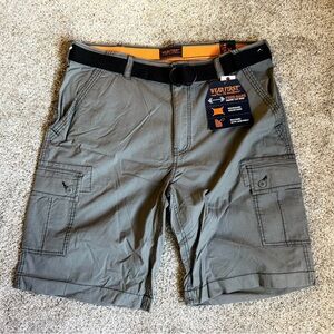 Men's Gray Cargo Shorts with Belt Size 38 NWT